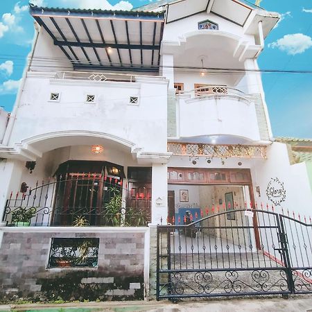 Glory Homestay Yogyakarta Bagian luar foto