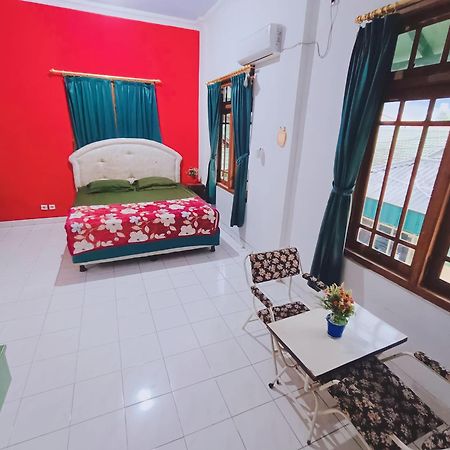 Glory Homestay Yogyakarta Bagian luar foto