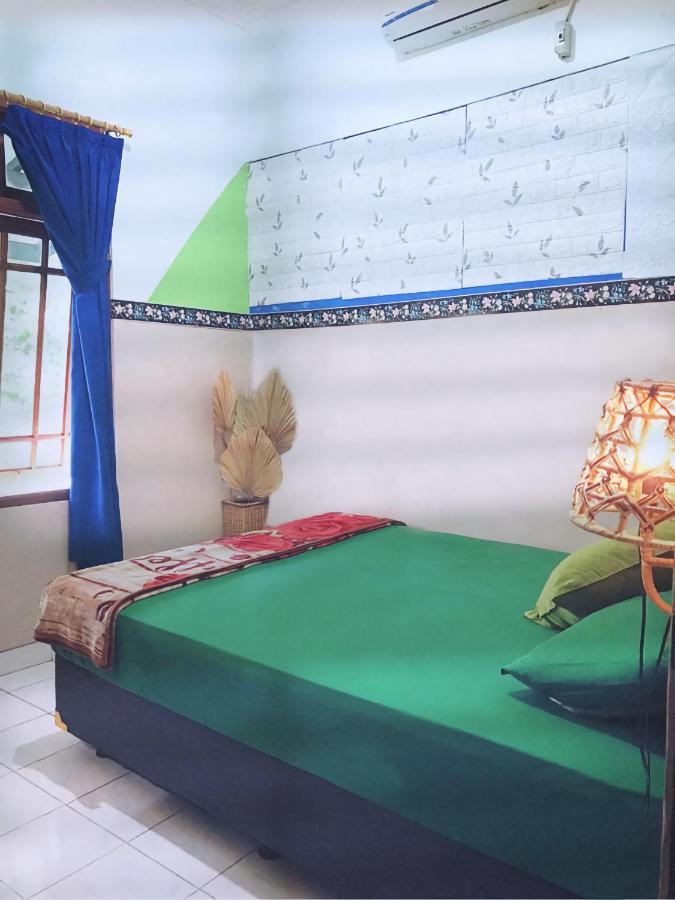 Glory Homestay Yogyakarta Bagian luar foto