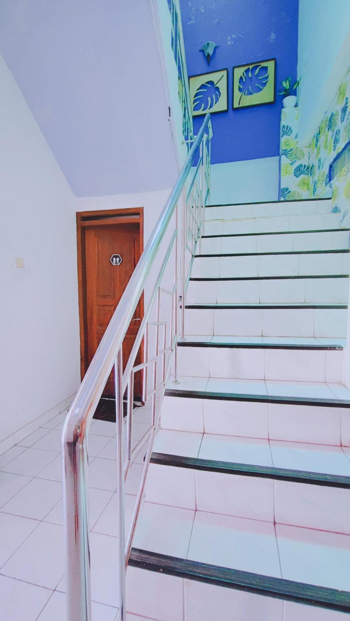 Glory Homestay Yogyakarta Bagian luar foto