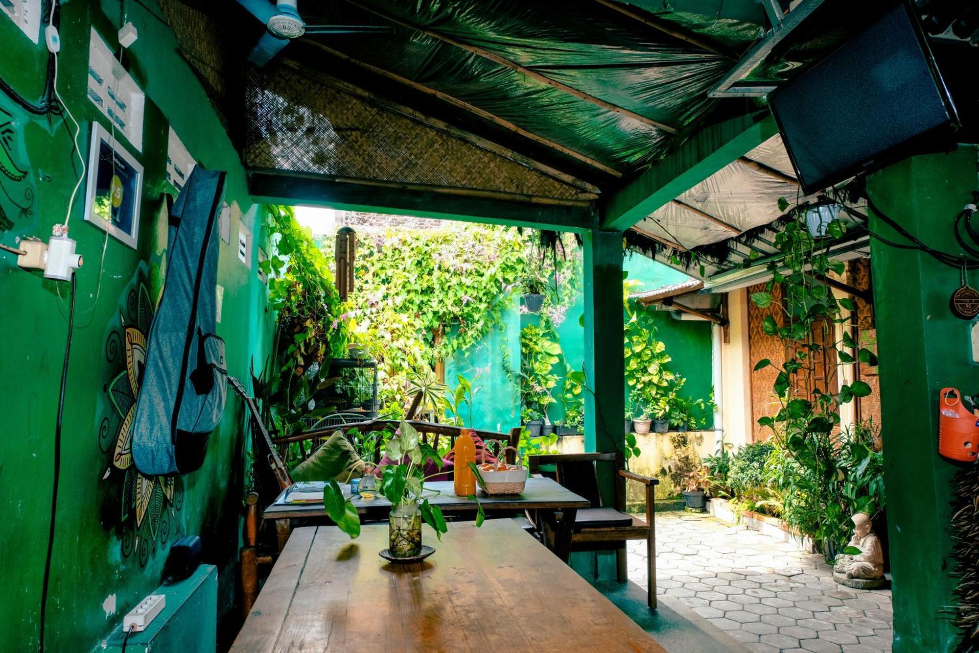 Glory Homestay Yogyakarta Bagian luar foto