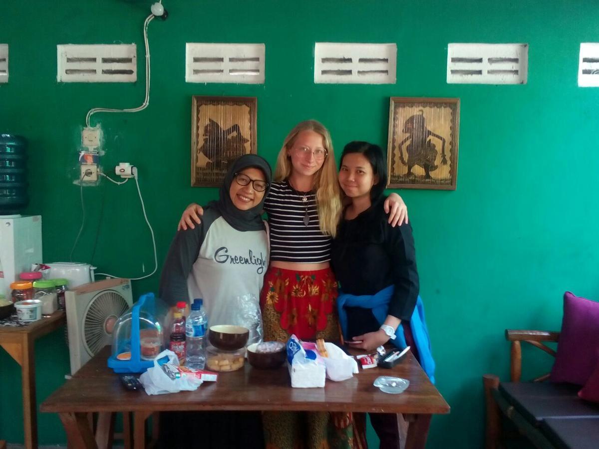 Glory Homestay Yogyakarta Bagian luar foto