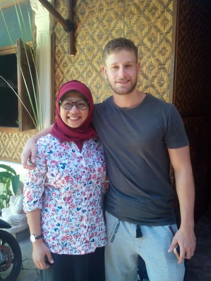 Glory Homestay Yogyakarta Bagian luar foto